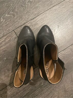 Abound Black Pointed-Toe Ankle Booties